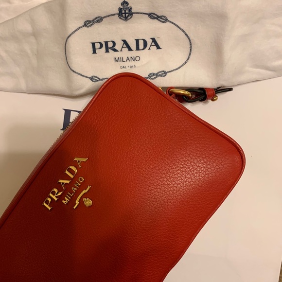 Prada - authentic crossbody bag NEW - Picture 2 of 5